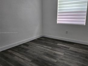 1250 NW 55th St, Miami FL 33142