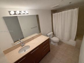 2641 N Flamingo Rd TH5N, Sunrise FL 33323