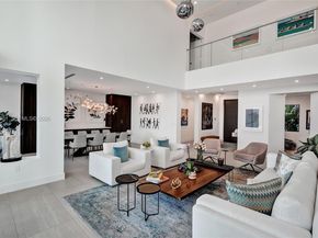 1572 NE 194th St, Miami FL 33179