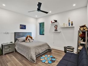 1572 NE 194th St, Miami FL 33179