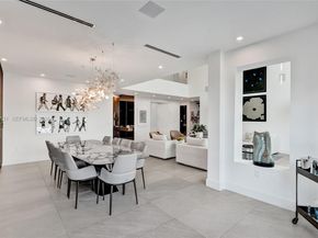 1572 NE 194th St, Miami FL 33179