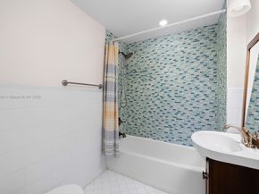 1601 Bay Rd 4, Miami Beach FL 33139