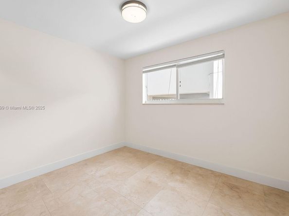 1601 Bay Rd 4, Miami Beach FL 33139