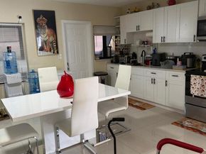 2469 NW 35th St, Miami FL 33142