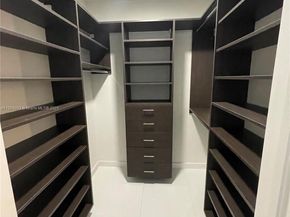 851 NE 1st Ave 2403, Miami FL 33132