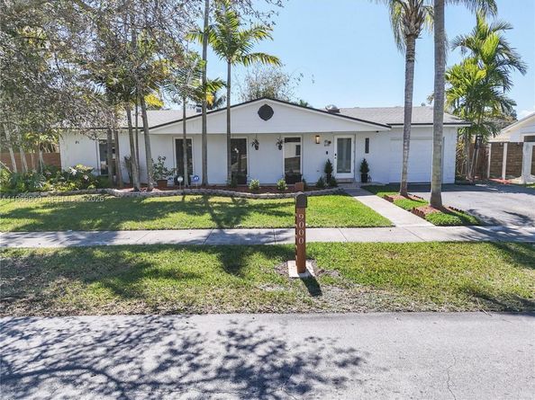 9000 SW 184th Ter, Cutler Bay FL 33157