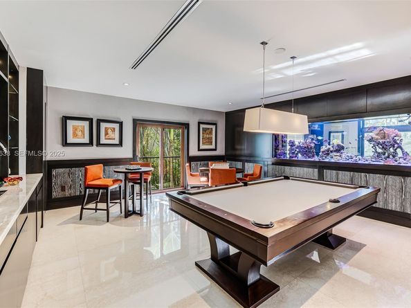 555 Arvida Pkwy, Coral Gables FL 33156