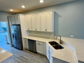 3973 Poinciana Ln, Hollywood FL 33021