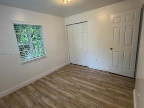 3427 SW 64th Ave, Miami FL 33155