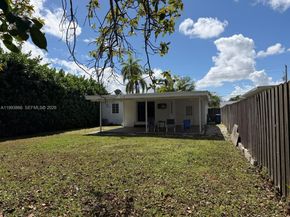 3427 SW 64th Ave, Miami FL 33155