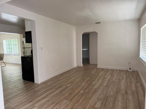 3427 SW 64th Ave, Miami FL 33155