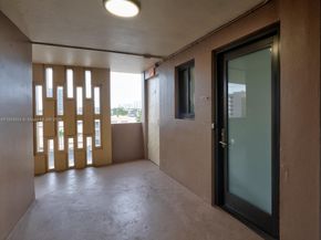 301 Golden Isles Dr 502, Hallandale Beach FL 33009