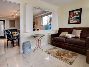 301 Golden Isles Dr 502, Hallandale Beach FL 33009