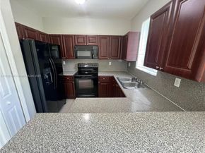 2620 SE 14th Ave 304, Homestead FL 33035