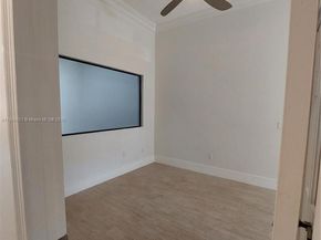 255 Poinciana Dr 605, Sunny Isles Beach FL 33160
