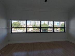 255 Poinciana Dr 605, Sunny Isles Beach FL 33160