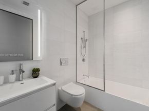 2000 S Ocean Dr PH1, Hallandale Beach FL 33009