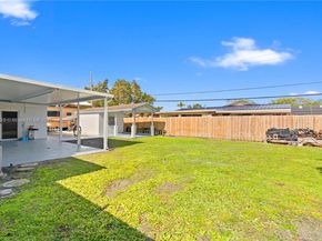 451 W 39th St, Hialeah FL 33012