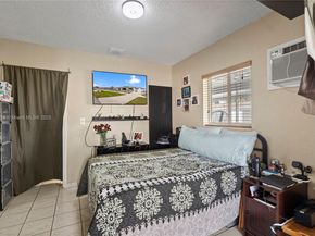 451 W 39th St, Hialeah FL 33012