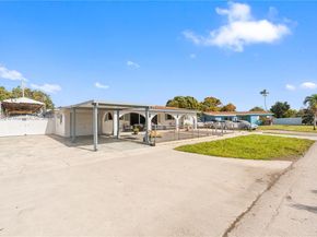 451 W 39th St, Hialeah FL 33012