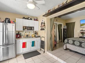 451 W 39th St, Hialeah FL 33012