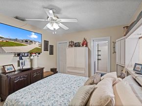 451 W 39th St, Hialeah FL 33012