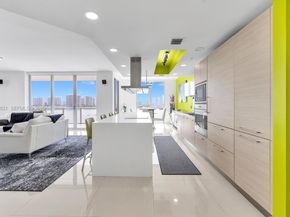 17111 Biscayne Blvd 909, North Miami Beach FL 33160