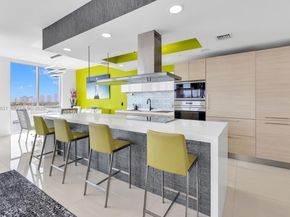 17111 Biscayne Blvd 909, North Miami Beach FL 33160