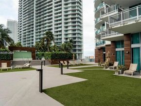 350 S Miami Ave 2714, Miami FL 33130