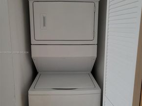 350 S Miami Ave 2714, Miami FL 33130