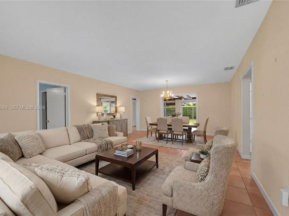 8115 SW 63rd Pl, Miami FL 33143