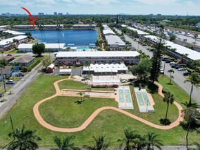 1012 SW 11th St 20N, Hallandale Beach FL 33009