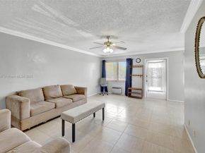 1012 SW 11th St 20N, Hallandale Beach FL 33009