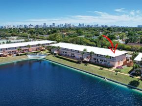 1012 SW 11th St 20N, Hallandale Beach FL 33009