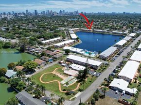 1012 SW 11th St 20N, Hallandale Beach FL 33009