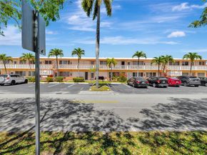 1012 SW 11th St 20N, Hallandale Beach FL 33009