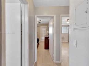 1012 SW 11th St 20N, Hallandale Beach FL 33009