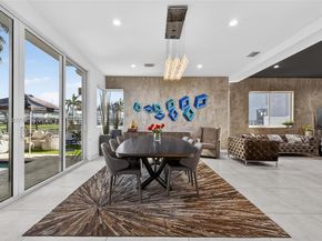 10292 NW 75th Ter, Doral FL 33178