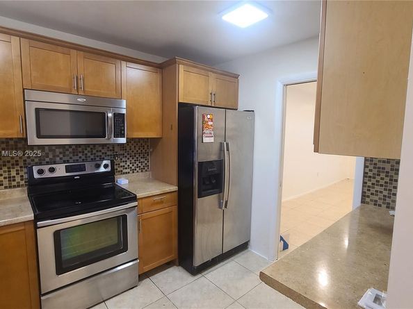 3321 Raleigh St 3H, Hollywood FL 33021