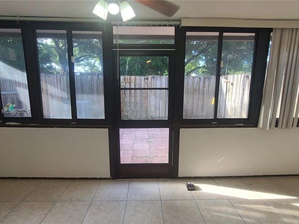 3321 Raleigh St 3H, Hollywood FL 33021