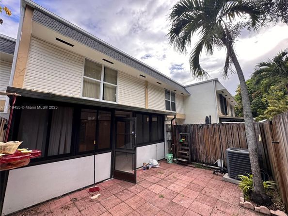 3321 Raleigh St 3H, Hollywood FL 33021