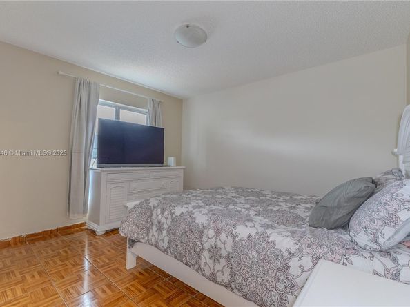 14452 SW 115th St, Miami FL 33186