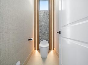 7387 SW 74th Ln, Miami FL 33143