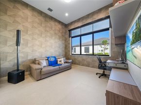 7387 SW 74th Ln, Miami FL 33143