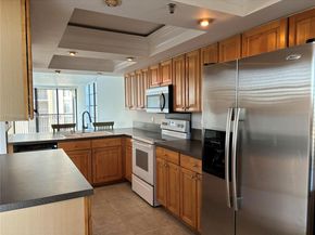 21 Royal Palm way 5060, Boca Raton FL 33432