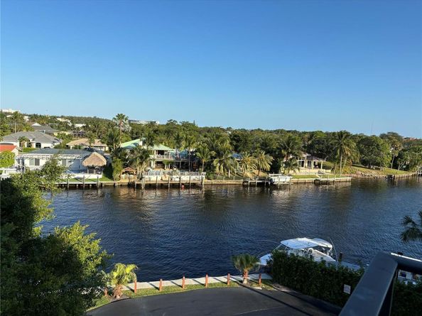21 Royal Palm way 5060, Boca Raton FL 33432