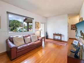 6120 SW 27th St, Miami FL 33155