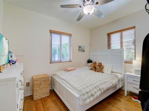 6120 SW 27th St, Miami FL 33155