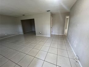 7301 NW 11th St, Plantation FL 33313