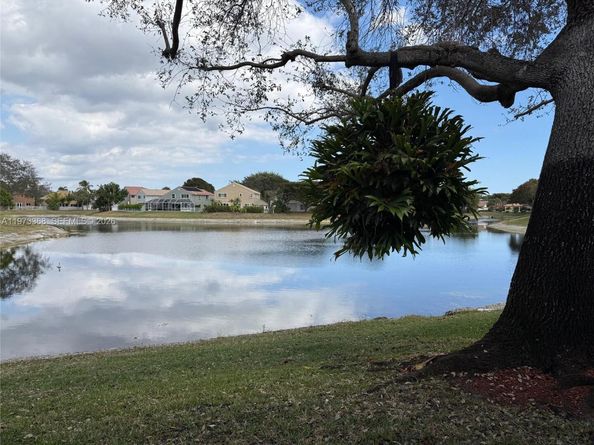 Undisclosed Address #A11973368, Parkland FL 33067